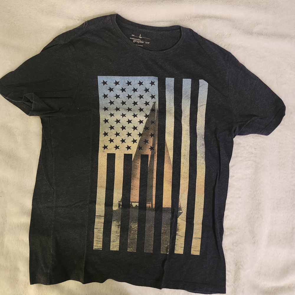 Banana Republic Charcoal Tee with Nautical Flag Design